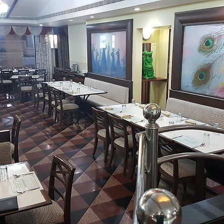 Kamat Lingapur Hotel Hyderabad Ngoại thất bức ảnh