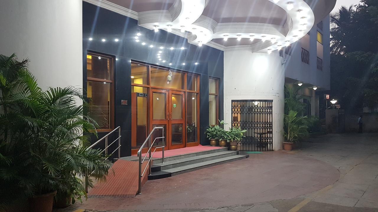 Kamat Lingapur Hotel Hyderabad Ngoại thất bức ảnh