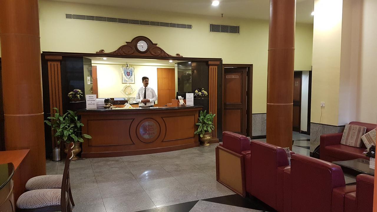 Kamat Lingapur Hotel Hyderabad Ngoại thất bức ảnh